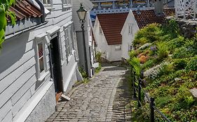 Apartment Right In The City Centre